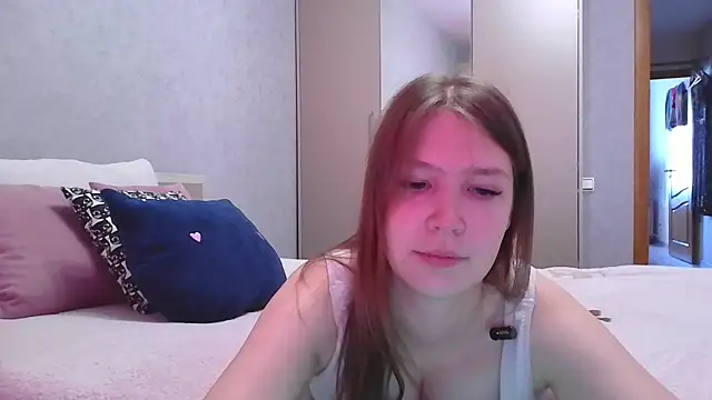 Snapshot of flowernnet chatting on 3, 7, 2026 flowernnet online show from 3, 7, 2026