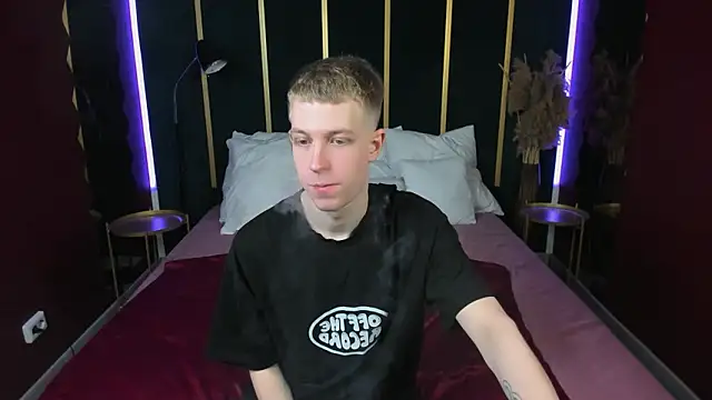 Dylan Norton online show from 25, 3, 2026