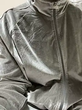 K0U-123 online show from 25, 2, 2026