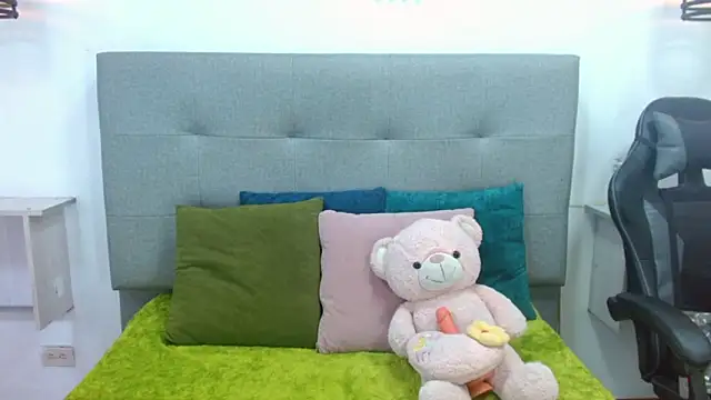 Sophia Valentina online show from 20, 3, 2026