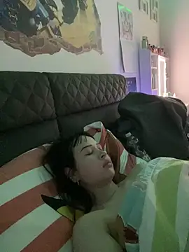 Just-Lilly online show from 4, 4, 2026