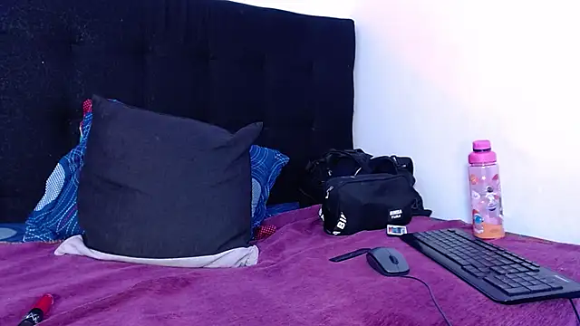 foxxy and lion online show from 5, 3, 2026