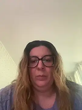 JasmineGlow7 online show from 19, 4, 2026