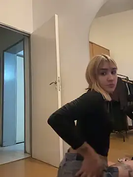 Snapshot of Lolitapop222 chatting on 1, 2, 2026 Lolitapop222 online show from 1, 2, 2026