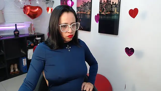 Snapshot of Milfangel1 chatting on 15, 2, 2026 Milfangel1 online show from 15, 2, 2026