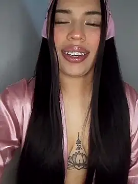 Scarlet Luxe online show from 8, 2, 2026