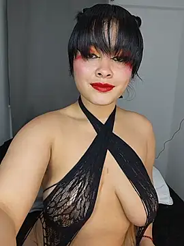 zoe love18 online show from 25, 7, 2026