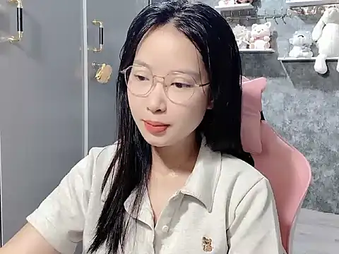 Linne6789 online show from 18, 4, 2026