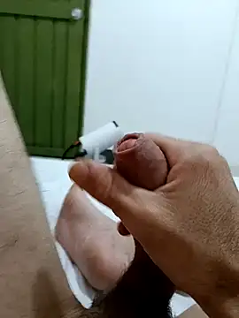 Snapshot of elvergon8721 chatting on 10, 2, 2026 elvergon8721 online show from 10, 2, 2026