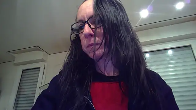 Snapshot of FITGIRL-MAEVA chatting on 17, 2, 2026 FITGIRL-MAEVA online show from 17, 2, 2026