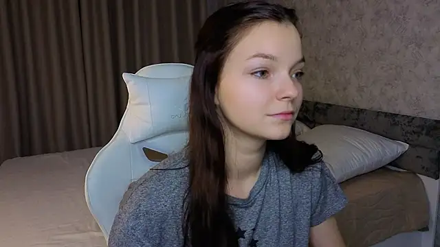 Snapshot of ElizaPizza chatting on 11, 5, 2026 ElizaPizza online show from 11, 5, 2026
