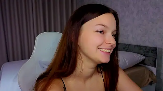 Snapshot of ElizaPizza chatting on 3, 6, 2026 ElizaPizza online show from 3, 6, 2026