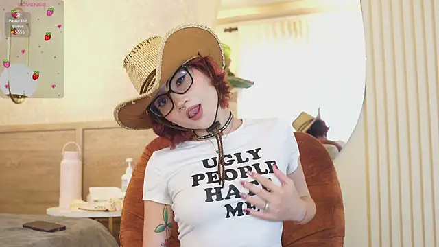 Snapshot of Dalahia_Rush chatting on 5, 6, 2026 Dalahia Rush online show from 5, 6, 2026