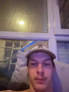 Snapshot of leh31l chatting on 3, 2, 2026 leh31l online show from 3, 2, 2026