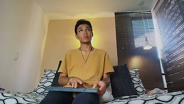 Snapshot of Damon_Salvarote_S chatting on 23, 2, 2026 Damon Salvarote S online show from 23, 2, 2026