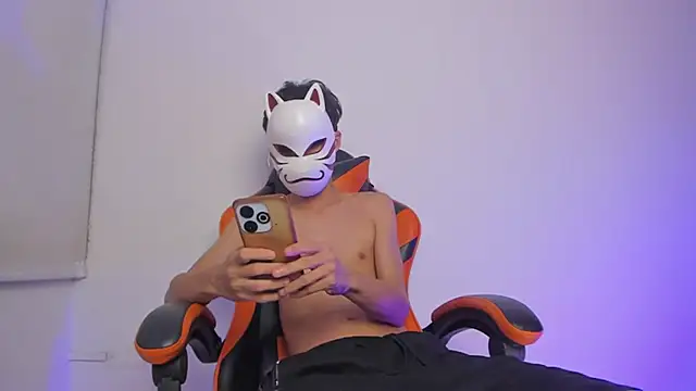 Senpai Lover  online show from 6, 3, 2026