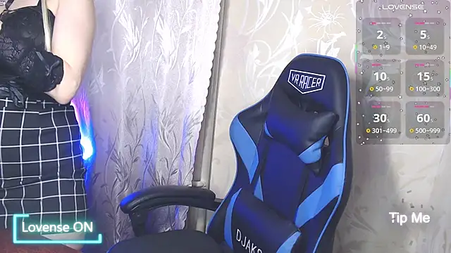 Shiny Victoria online show from 16, 5, 2026