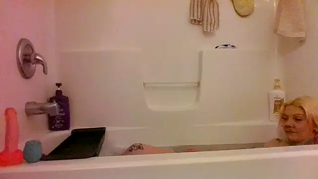 CrystalMaria8 online show from 25, 2, 2026