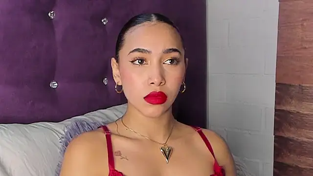 Snapshot of LiaHansson00 chatting on 9, 6, 2026 LiaHansson00 online show from 9, 6, 2026