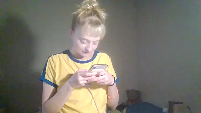 Snapshot of KiwiDreamy1 chatting on 10, 2, 2026 KiwiDreamy1 online show from 10, 2, 2026