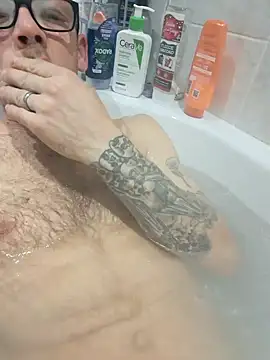 Ukcoiple online show from 2, 2, 2026