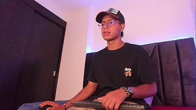 Snapshot of StellayDrake chatting on 7, 2, 2026 StellayDrake online show from 7, 2, 2026