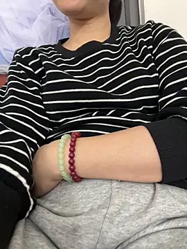 Snapshot of Yinini chatting on 13, 3, 2026 Yinini online show from 13, 3, 2026