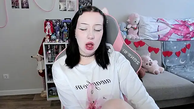 MollysLand online show from 23, 3, 2026