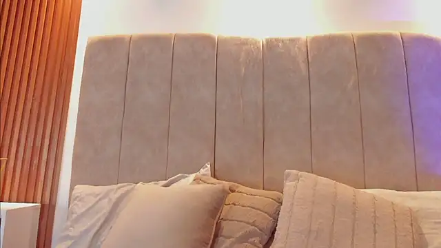 Snapshot of _Laura_saenz1 chatting on 3, 2, 2026 Laura saenz1 online show from 3, 2, 2026