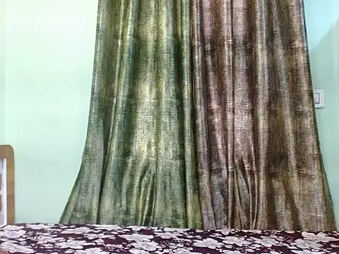 LIZNA 0 online show from 3, 4, 2026