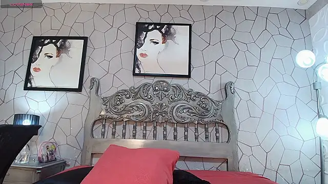 meganrousx online show from 11, 3, 2026