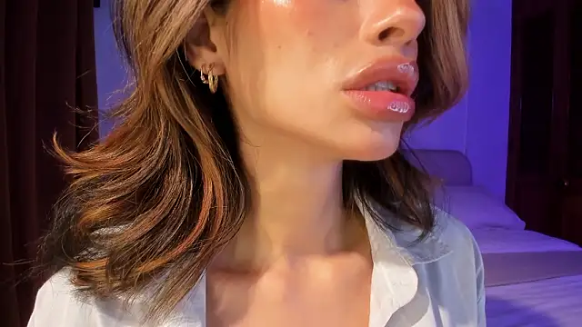 ConnieDeep online show from 9, 3, 2026