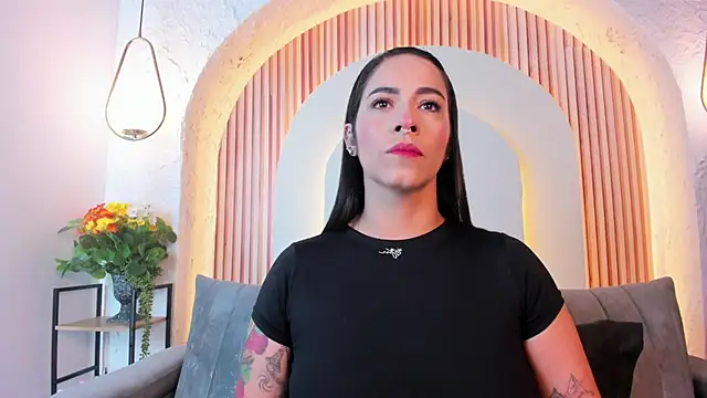violet scott  online show from 6, 7, 2026