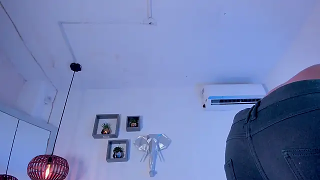 Royland Vega online show from 18, 2, 2026