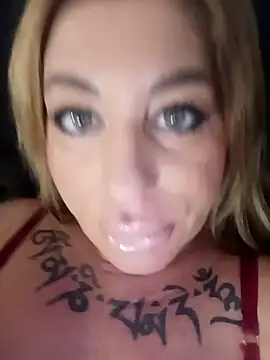 MiaMooly online show from 17, 2, 2026