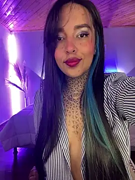 Annie Alicee online show from 25, 3, 2026