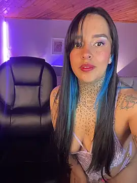 Annie Alicee online show from 15, 4, 2026