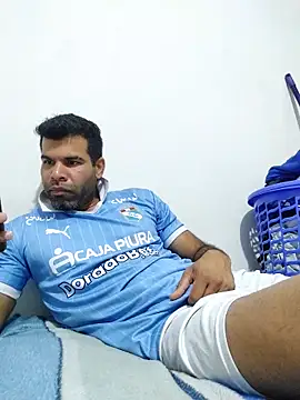 Snapshot of thom_1 chatting on 2, 3, 2026 thom 1 online show from 2, 3, 2026