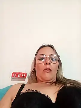 Snapshot of MONITA_SEXXX chatting on 3, 2, 2026 MONITA SEXXX online show from 3, 2, 2026