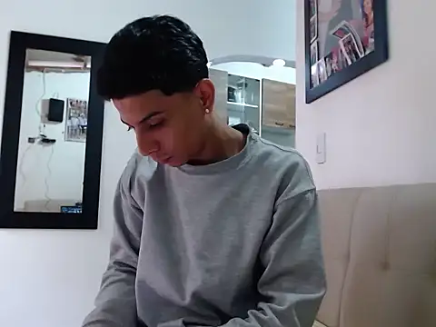 Snapshot of waner_thom chatting on 6, 2, 2026 waner thom online show from 6, 2, 2026