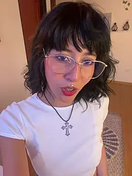 Snapshot of Capricornmystic1 chatting on 20, 4, 2026 Capricornmystic1 online show from 20, 4, 2026