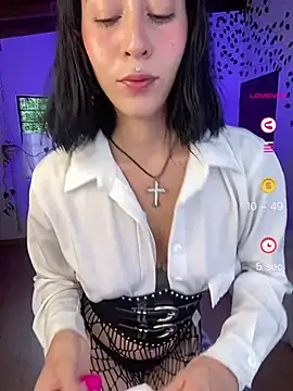 Snapshot of Capricornmystic1 chatting on 8, 5, 2026 Capricornmystic1 online show from 8, 5, 2026
