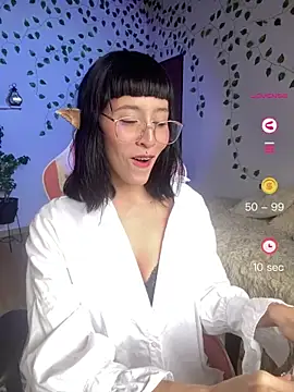 Snapshot of Capricornmystic1 chatting on 6, 6, 2026 Capricornmystic1 online show from 6, 6, 2026