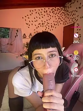 Snapshot of Capricornmystic1 chatting on 13, 6, 2026 Capricornmystic1 online show from 13, 6, 2026