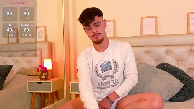 Aiden Gray online show from 18, 2, 2026