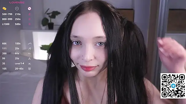 HannaHayles online show from 6, 3, 2026