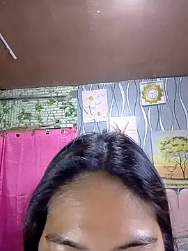 Ursweetyshaine online show from 30, 7, 2026