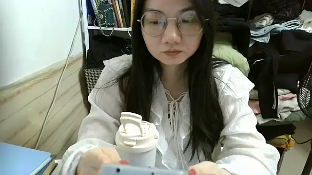 Snapshot of xiaoxiaowan11 chatting on 1, 4, 2026 xiaoxiaowan11 online show from 1, 4, 2026