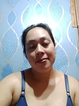 May Bombs online show from 13, 4, 2026