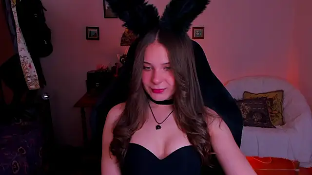 LanaLovely online show from 17, 6, 2026